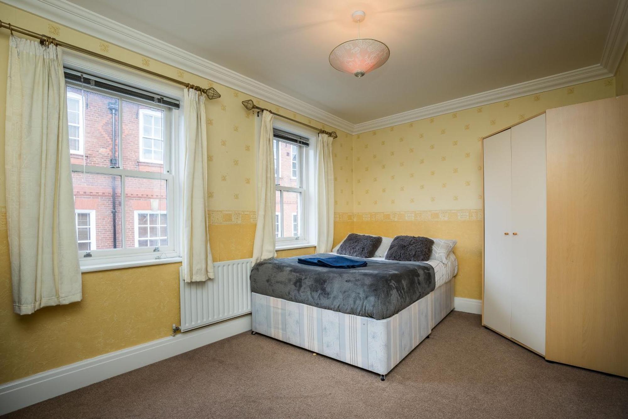Spacious, 3 Bed House For 6 In Central Chester Hotel Kültér fotó